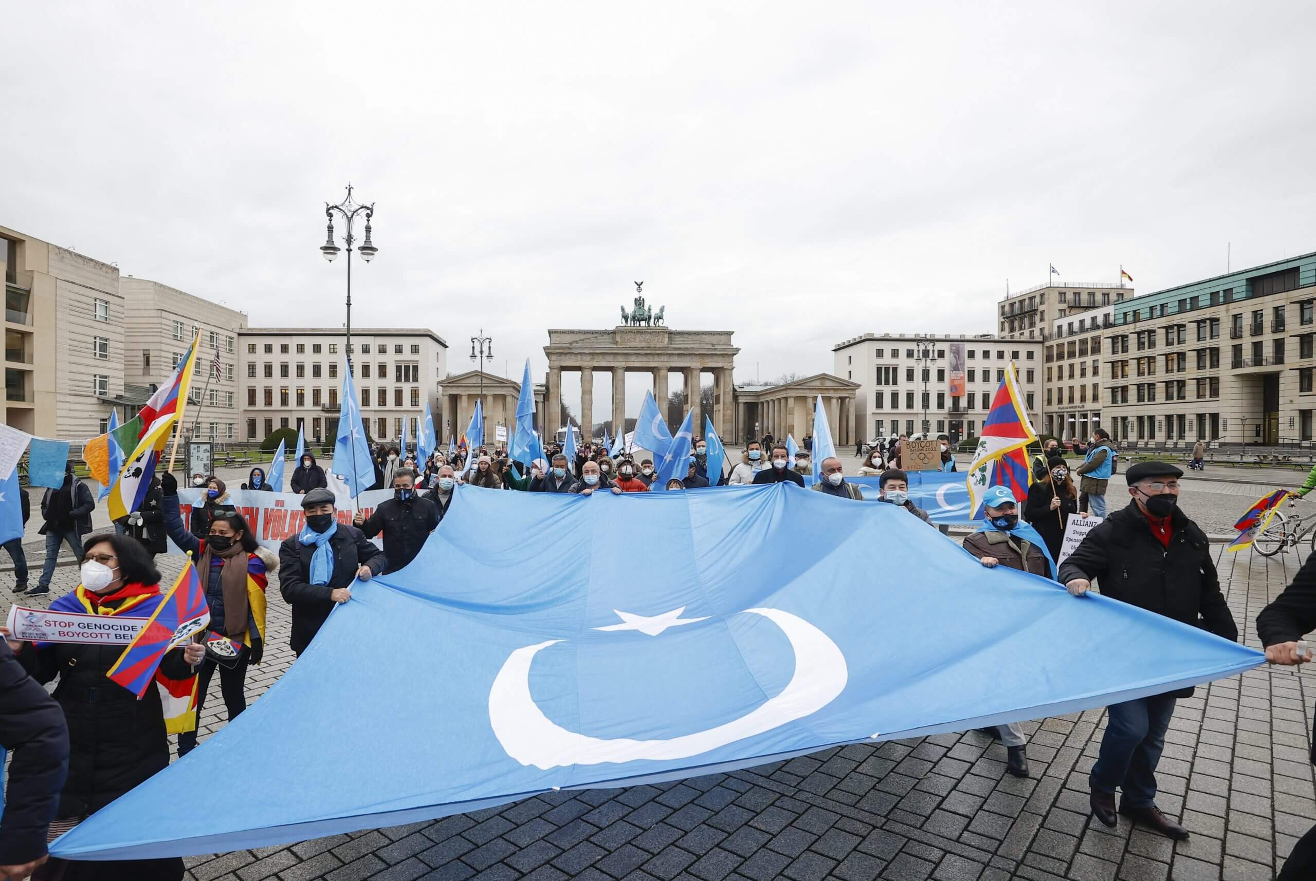 Almanya’daki Uygurlardan Pekin Olimpiyat Oyunları’nın Boykot Edilmesi İçin Gösteri
