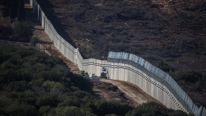 Lübnan, sınırları içinde duvar inşa eden İsrail’i BMGK’ye şikâyet etti