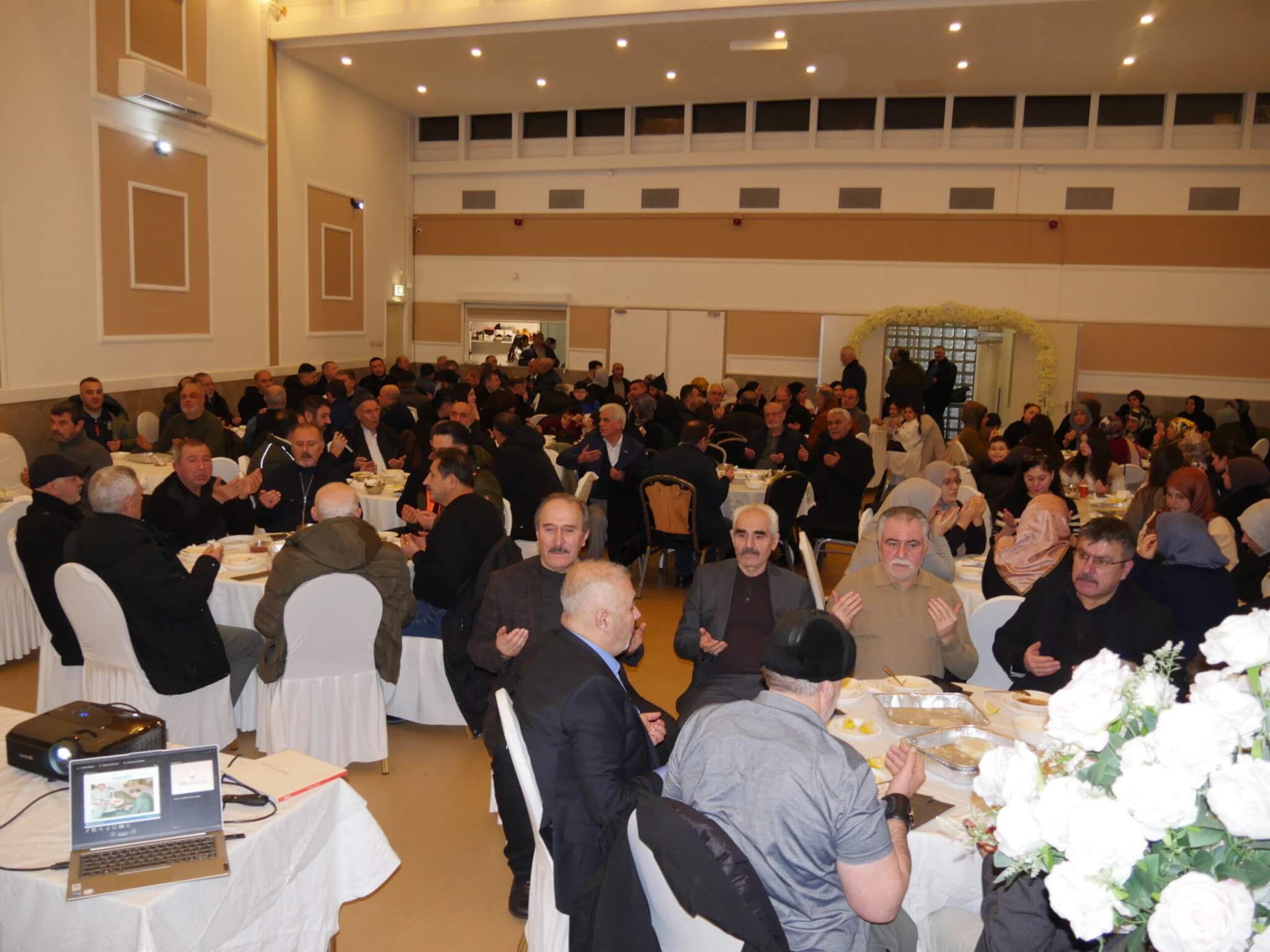 Versaar Türk İslam Kültür Merkezi 2026’ya “Bilgilendirme Toplantısı” İle Merhaba Dedi