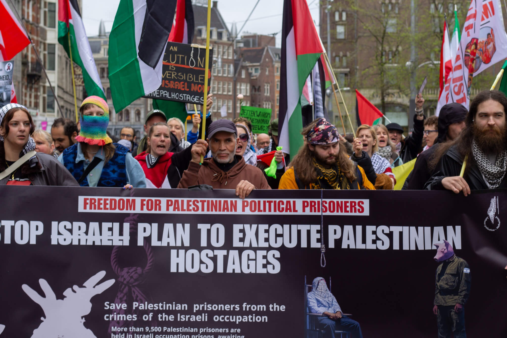 Hollanda’da “Filistinli Esirler Günü” dolayısıyla protesto düzenlendi