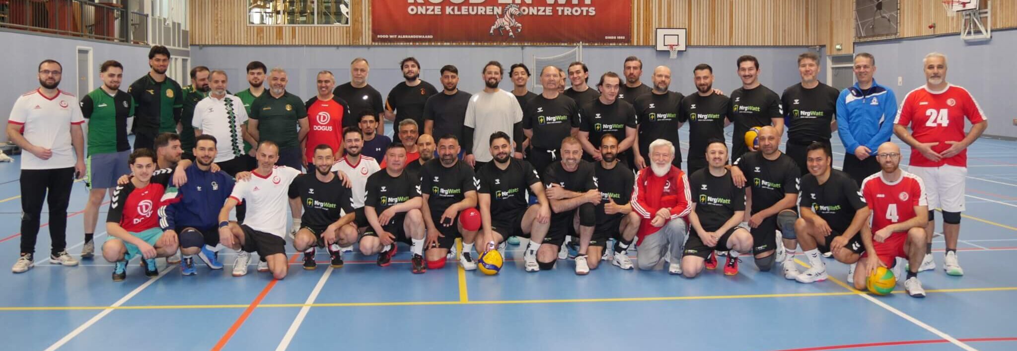 Hollanda Mehteran ve Doğuş Gazetesinin Ortaklaşa Düzenlediği Turnuvaya Dostluk Hâkimdi