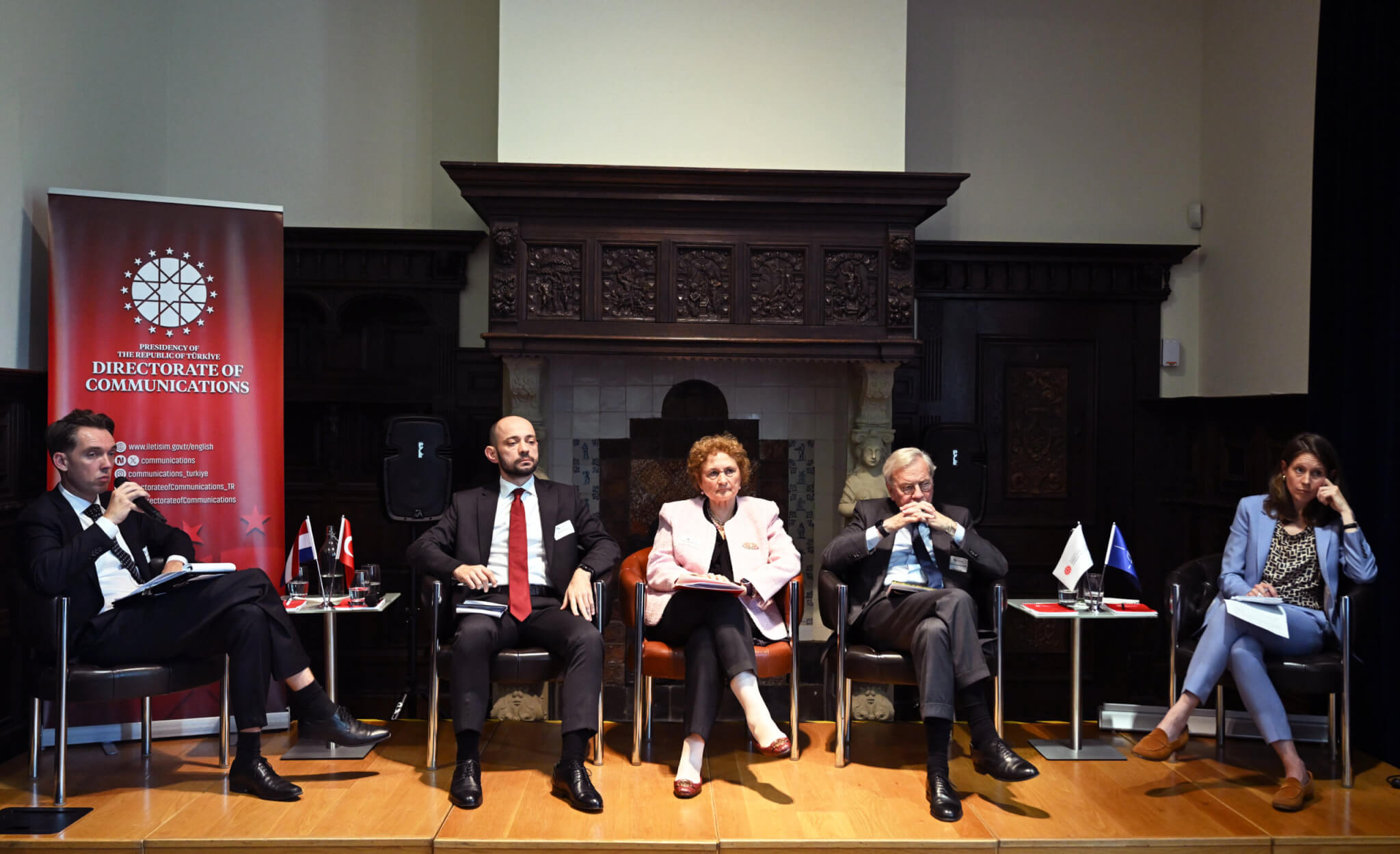 Hollanda’da “Lahey’den Ankara Zirvesi’ne: Dönüşen Küresel Güvenlik Ortamında NATO’nun Geleceği” paneli düzenlendi