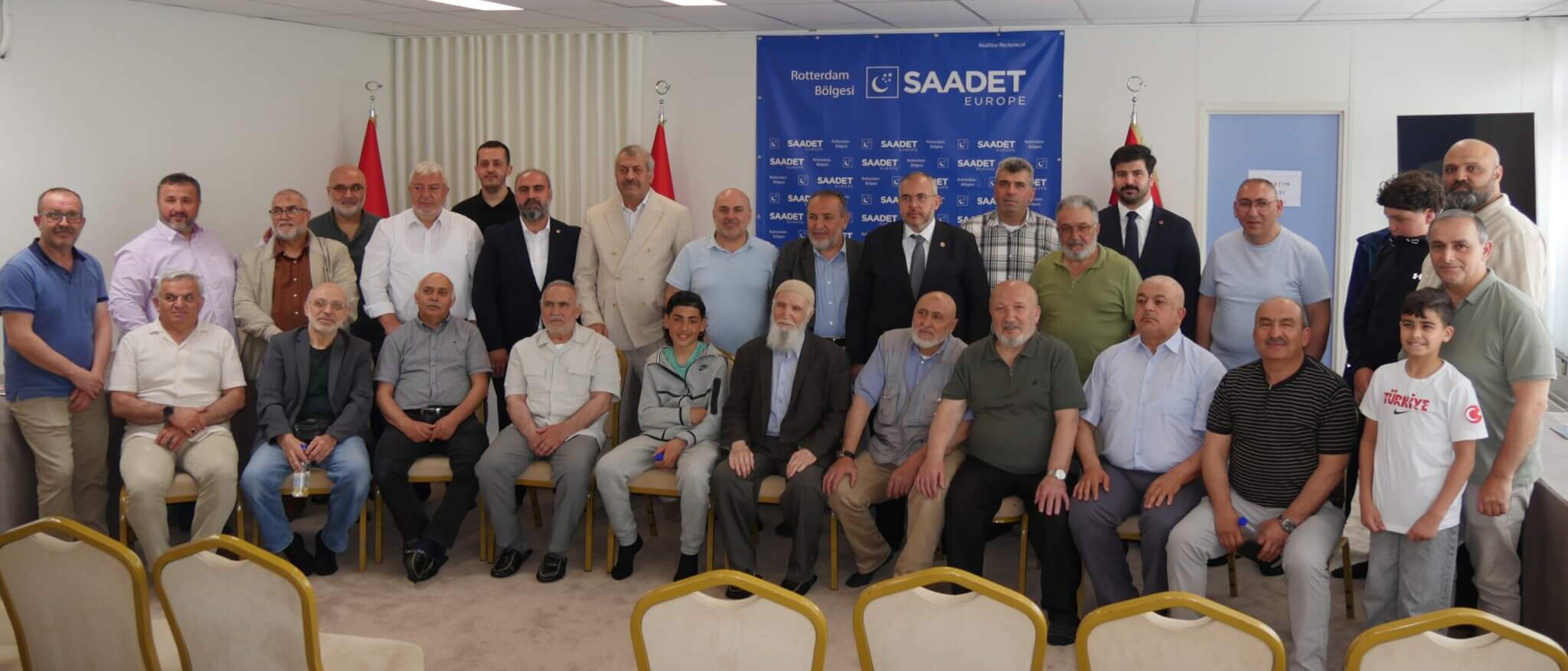 Saadet Rotterdam Bölgesi, Bayramlaşma Programında Üyeleriyle Buluştu