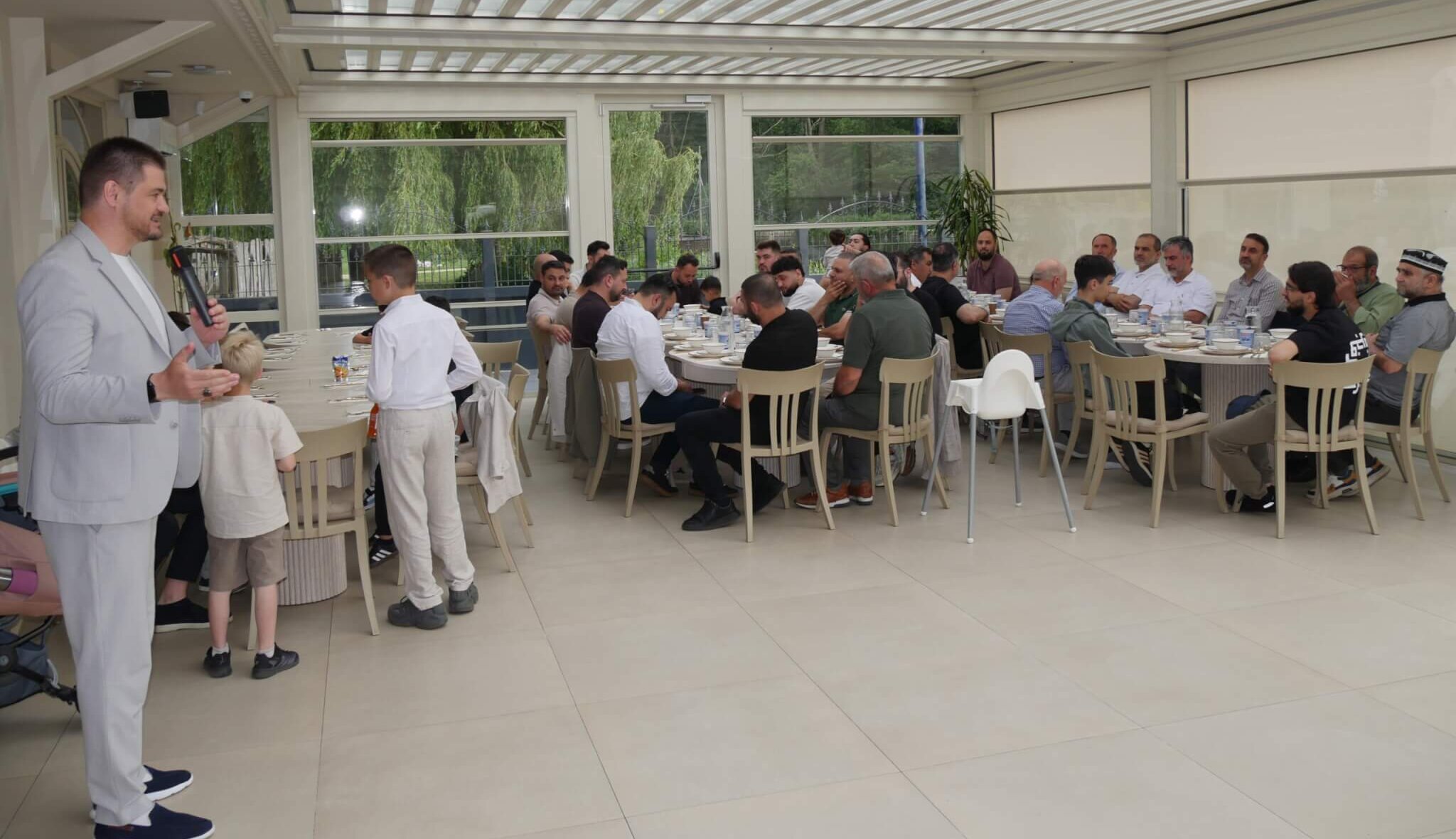 Güney Hollanda Millî Görüş Teşkilatı, Bayramlaşma Programında Yöneticilerle Bir Araya Geldi