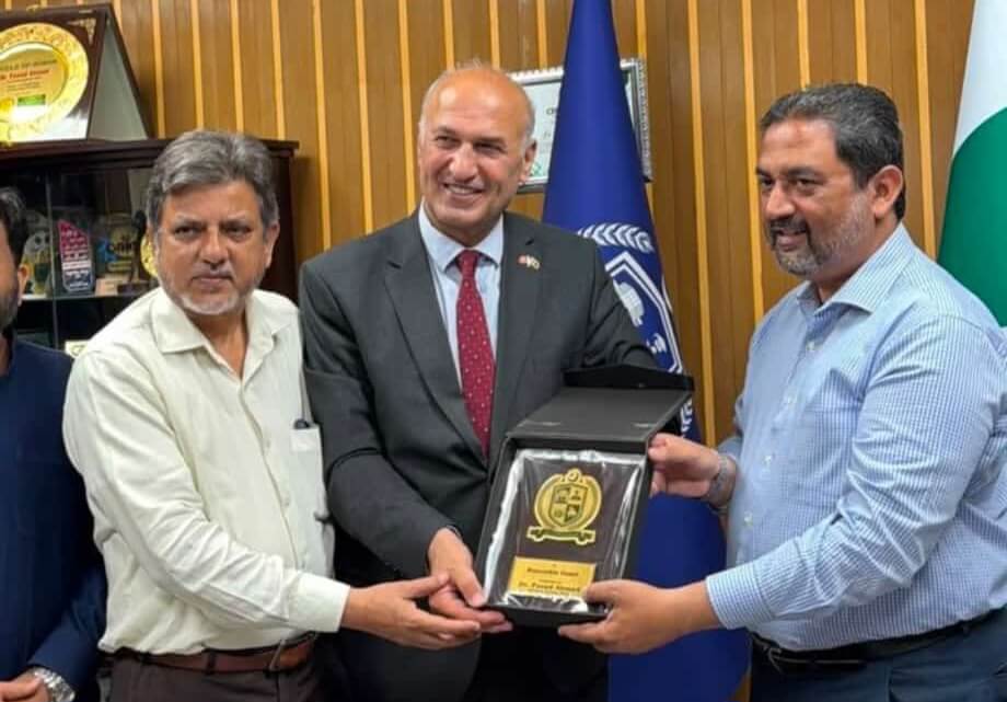 D8 Ülkeleri Eko ve Yaş Dostu Akıllı Şehirler Ağı Projesi Karachi’de Başlatılıyor
