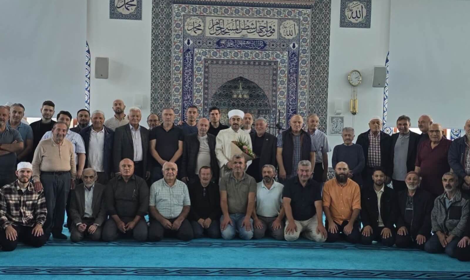 Hollanda’da Camiler ve Din Görevlileri Haftası Vesilesiyle Din Görevlilerine Vefa